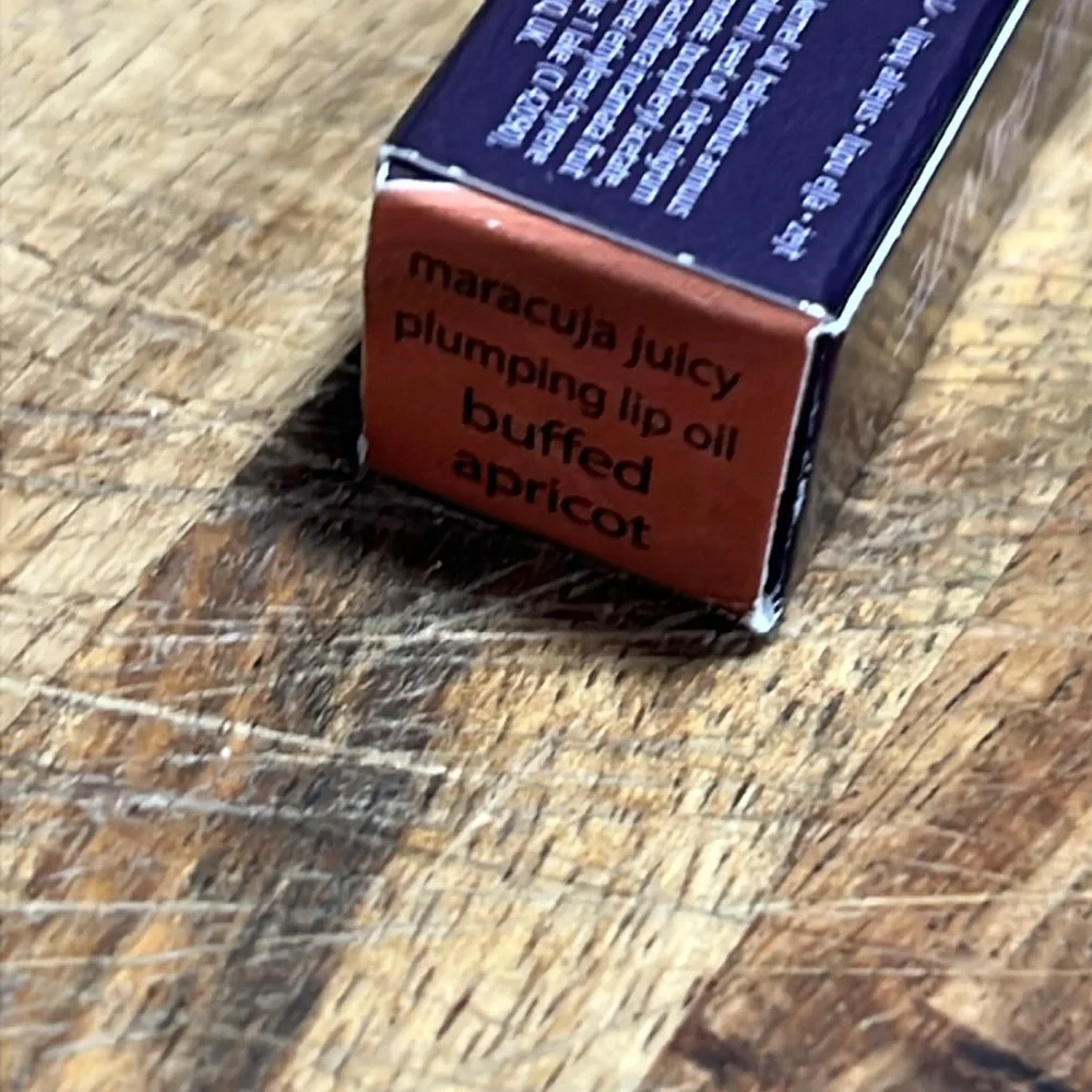 ⚡️💕Tarte Buffed Apricot Plumping Lip Oil